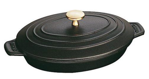 Staub Auflaufform aus Gusseisen mit Deckel, oval