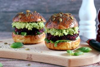 Vegetarischer Rote-Beete-Burger