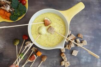 Käsefondue mit (alkoholfreiem) Bier