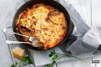 Italienische Parmigiana mit Aubergine