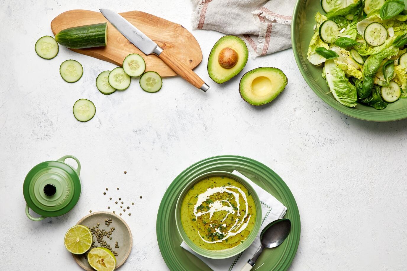 Le_Creuset_LC_20201221_UK_LS_YC_BAMBOOCOLL2021_115_Avocado_KochForm_3000_2000