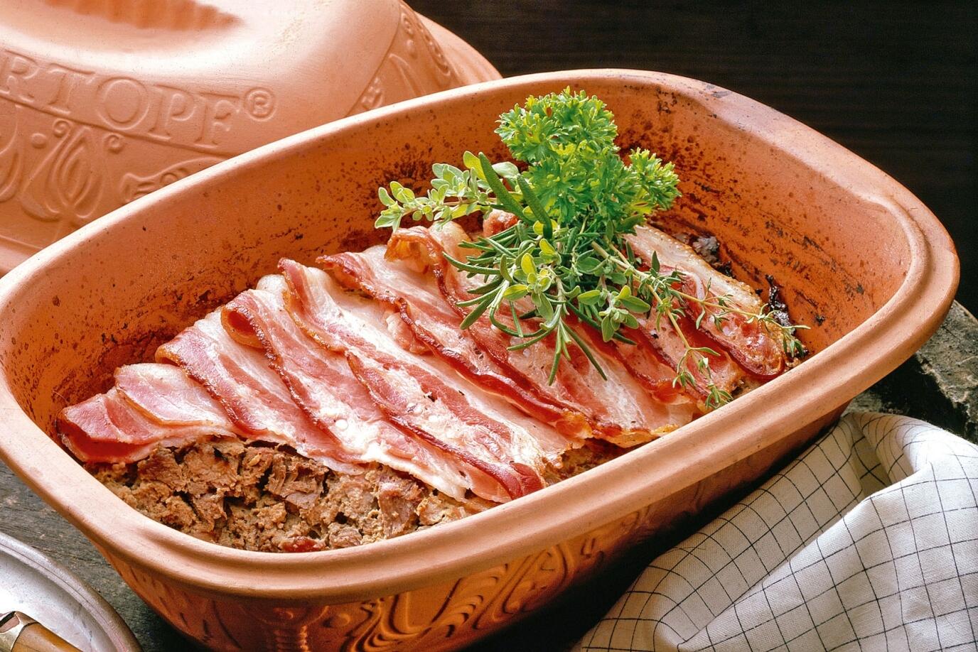 Roemertopf_Koenigliche_Wildpastete_KochForm_1705_1137