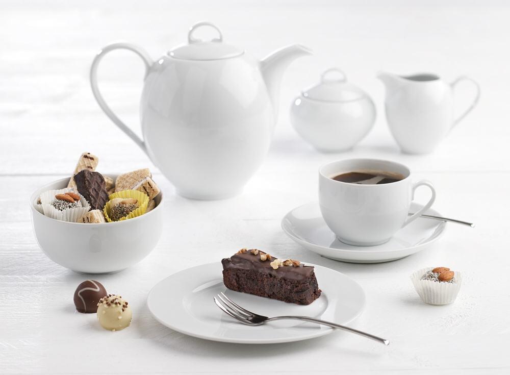 Kahla Aronda ovale Platte 23 cm weiß mit Dessertstück