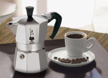 Espressokocher - die einfache, schnelle Zubereitung des kleinen Schwarzen