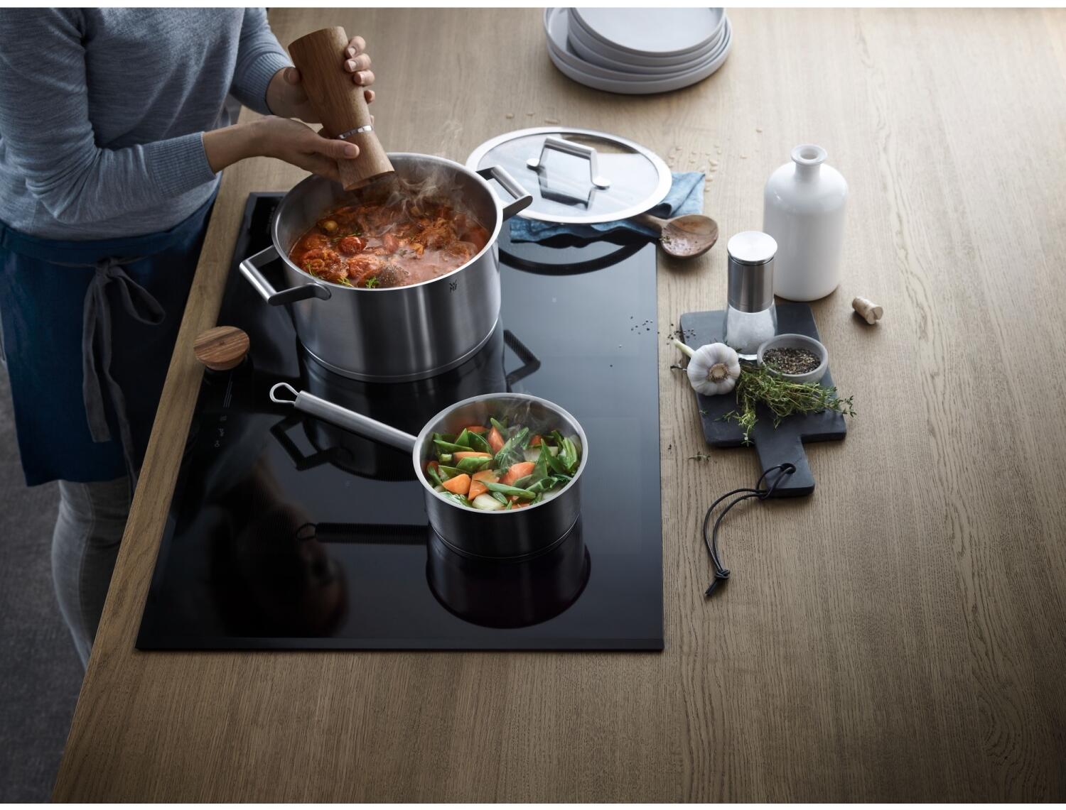 WMF Comfort Line Fleischtopf 24cm, Glasdeckel, 5,7l KochForm
