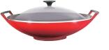 Le Creuset Wok aus Gusseisen mit Glasdeckel in kirschrot, 36 cm