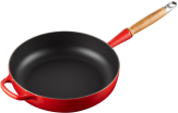 Le Creuset Sautépfanne Signature aus Gusseisen mit Holzgriff in kirschrot