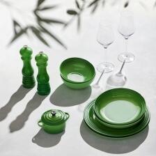 Le Creuset Suppenteller in Bamboo Green