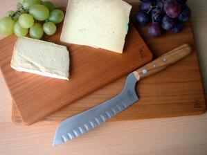 Käse- und Salamimesser Meisterstück von Windmühlenmesser Kirschbaum