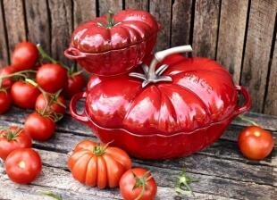 Staub Cocotte Tomate in kirschrot