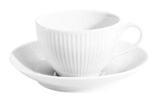 Pillivuyt Plissé Frühstückstasse mit Untertasse aus weißem Porzellan