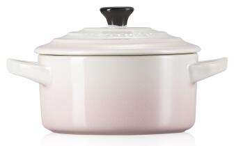 Le Creuset Mini Cocotte in shell pink