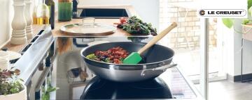 Le Creuset Woks - der Wok für knackiges Gemüse & knusprige Ente