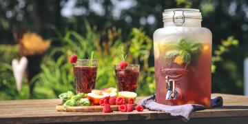 Kilner_Getraenkespender_Wasser_Himbeer_20180724_IMG_14372_KochForm_3000_2000.jpg