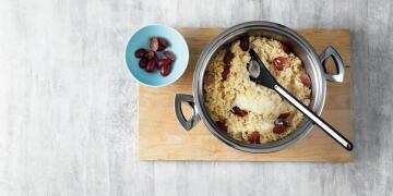 Kuhn_Rikon_Grape_and_Mascarpone_Risotto_Step_4_Durotherm_KochForm_3000_1500.jpg