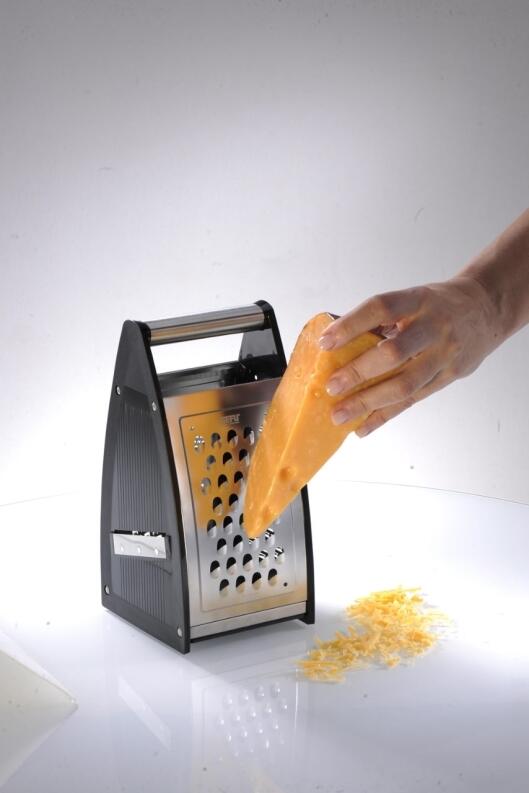 GEFU Vierkantreibe QUINTO Käse reiben mit Handgriff