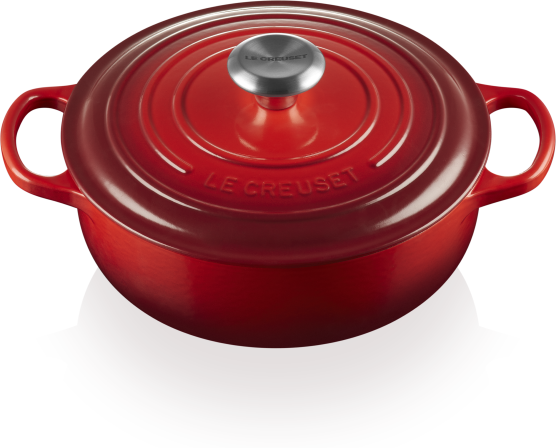 Le Creuset Sauteuse Signature aus Gusseisen in kirschrot