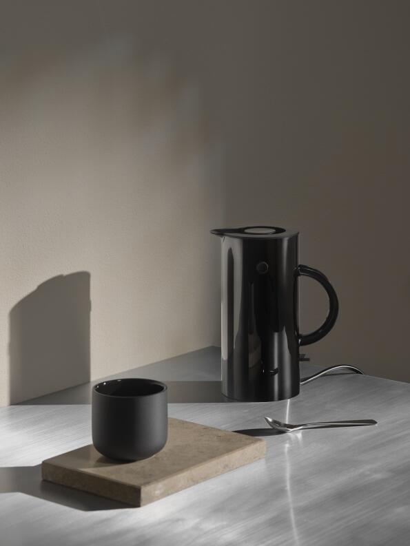 Stelton Wasserkocher EM77 0,5 l in black