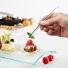 GEFU Küchenpinzette PRECISO dekoriert Dessert mit Himbeere und Minze