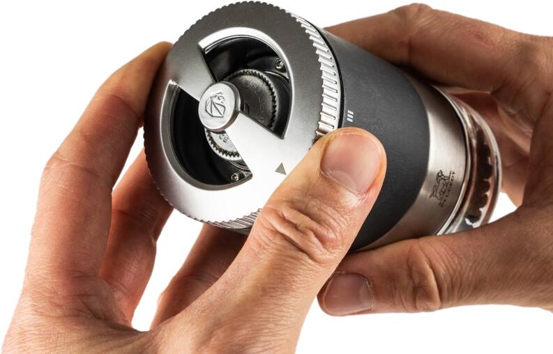 Peugeot Pfefferbar Maestro u′Select Geschenkset Pfeffermühle Handbedienung