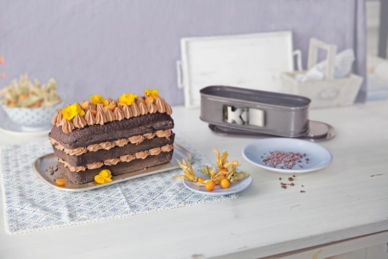 Kaiser La Forme Plus Königskuchen Springform mit Schokokuchen