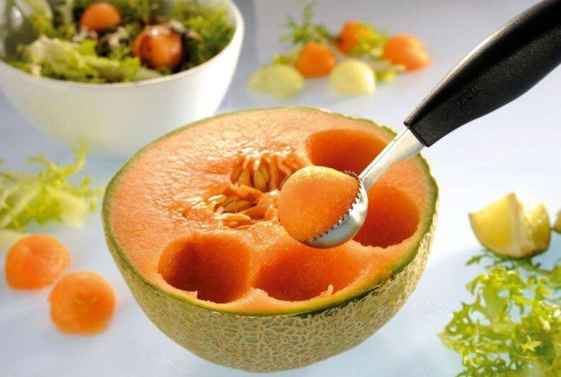 GEFU Kugelausstecher Boceli formt Melonenkugeln aus Cantaloupe-Melone