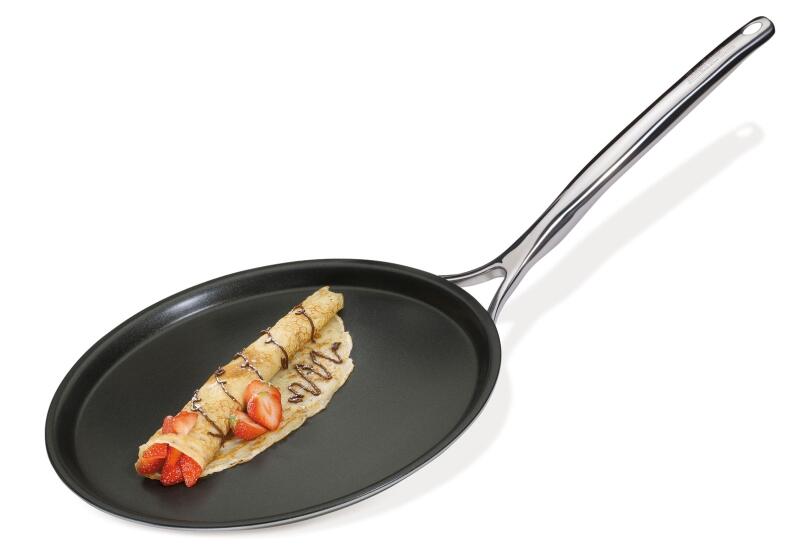 Spring Vulcano Classic Crêpespfanne mit Crêpe und Erdbeeren