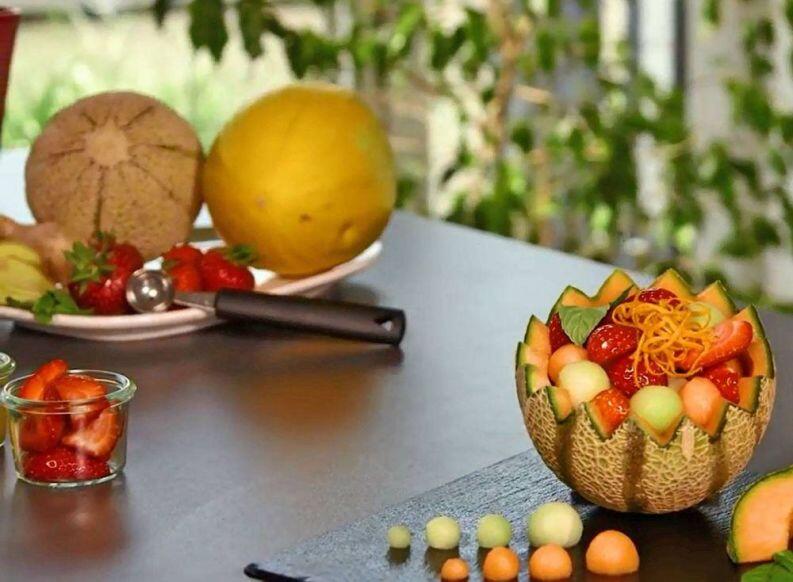 triangle Kugelformer Spirit Melonenkugeln aus Cantaloupe und Honigmelone