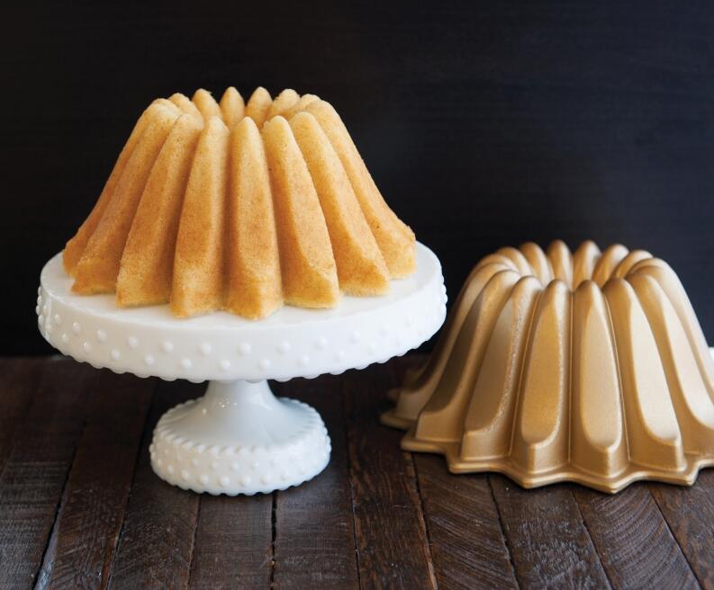 Nordic Ware Gugelhupfform Lotus. Inspiriert vom bei KochForm
