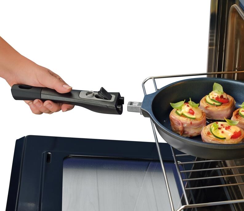 Küchenprofi Bratpfanne Milano abnehmbarer Griff im Backofen