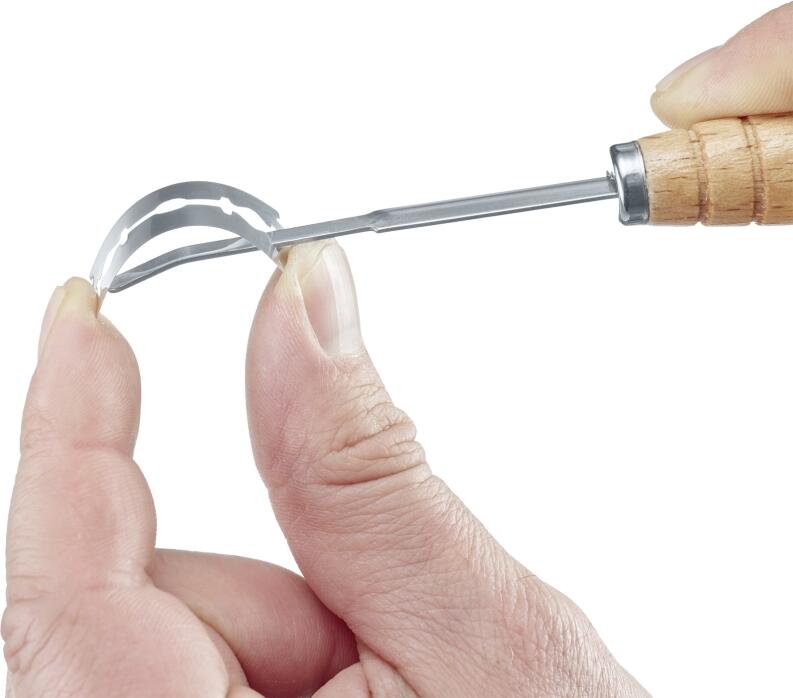 Westmark Bäckerklinge mit Holzgriff zum Teig einschneiden