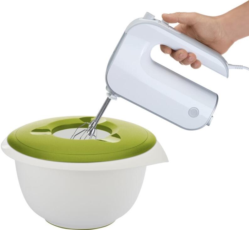 Westmark Rührschüssel apfelgrün mit zweigeteiltem Deckel und Handmixer