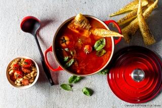 Tomatensuppe mit pikanter Chorizo und Cannellini-Bohnen