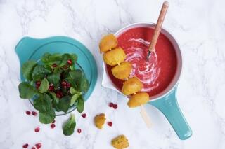 Gemüsesuppe mit Falafel