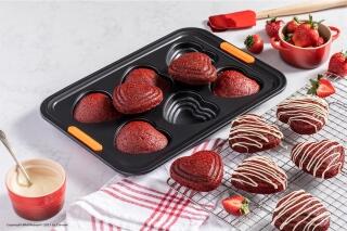 Red-Velvet-Cupcakes mit Frosting