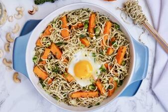 Nudelpfanne mit Grünkohlknusper