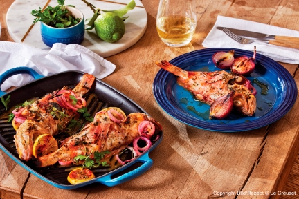 Gegrillter Fisch mit Zitrone und Kräutern