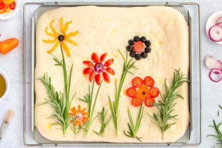 Bunte Gemüsefocaccia